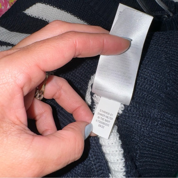 Old Navy NWOT! Navy/White Knit Sleeveless Striped Shaker Stitch Cropped Sweater - Picture 14 of 17